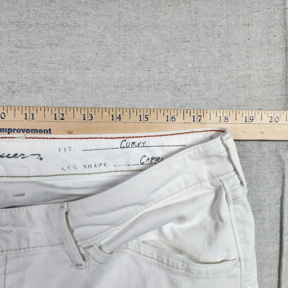 Eddie Bauer Womens Size T16 White Curvy Crop Capri Denim Jeans - Picture 9 of 14